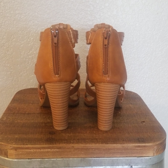 Wedges - Picture 4 of 4